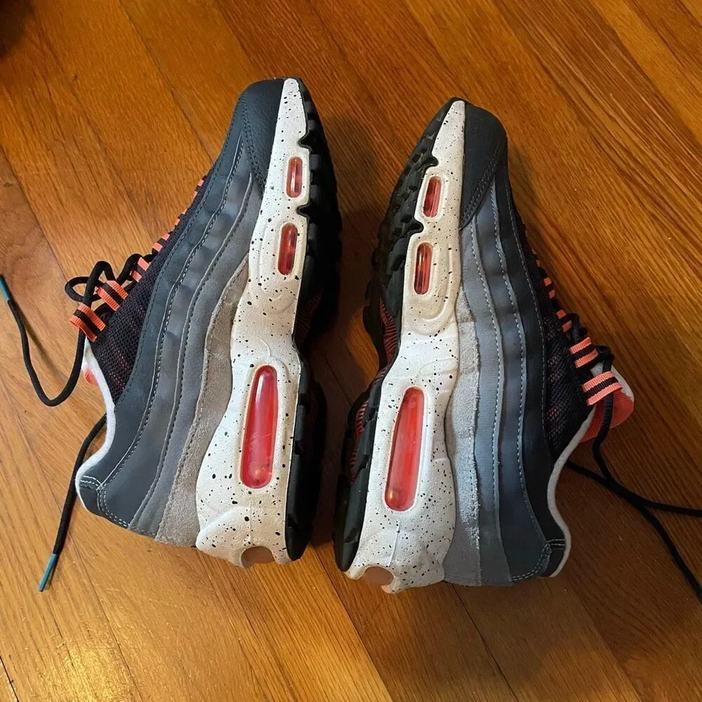 NIKE | air max 95 black aquamarine turf orange color way YOUTH 5.5